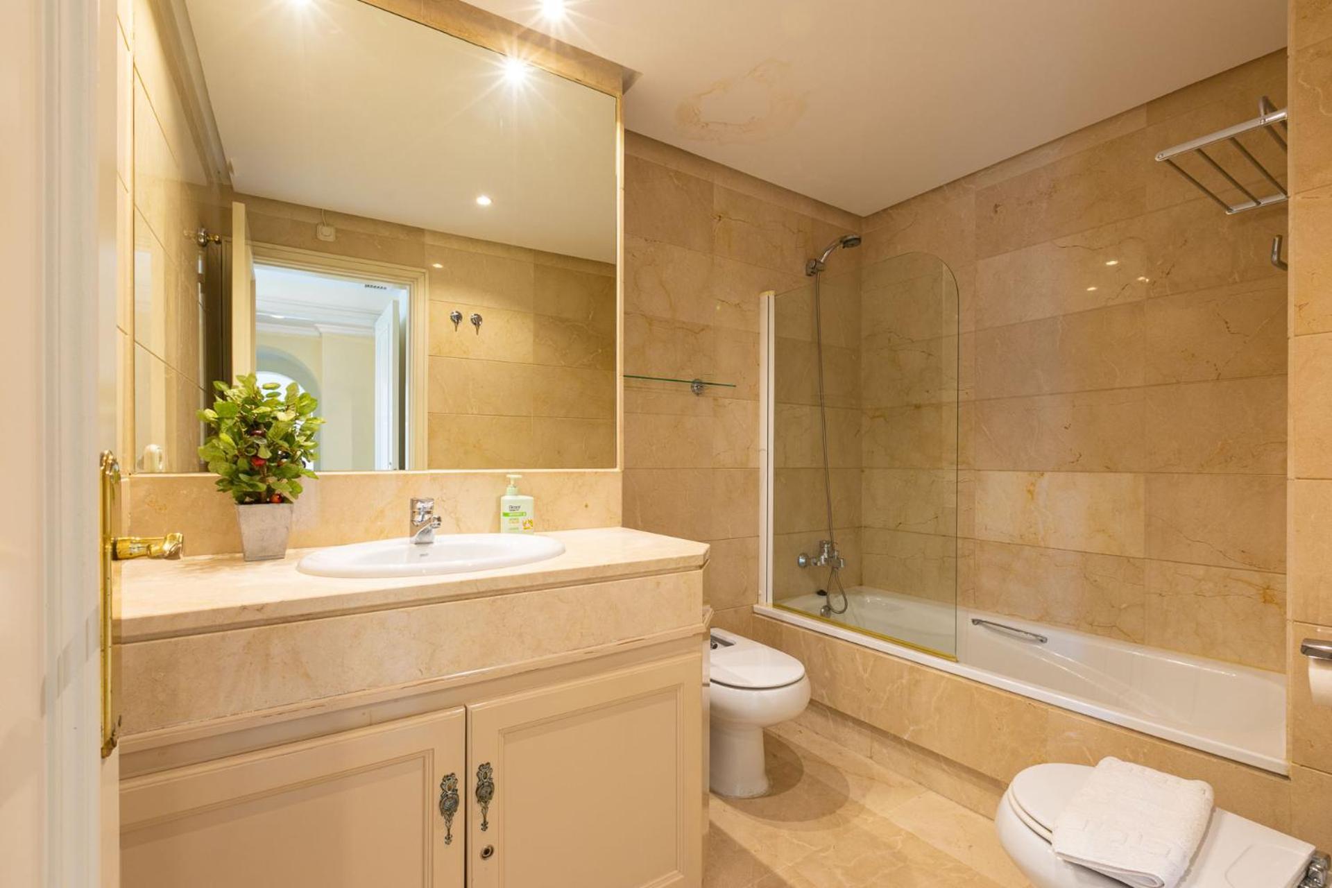 Puerto Banus, Marina Banus, 2Br, 2Bth, Pool, Parking, Marbella, 1Jアパートメント エクステリア 写真